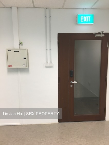 Sunshine Plaza (D7), Office #185660562